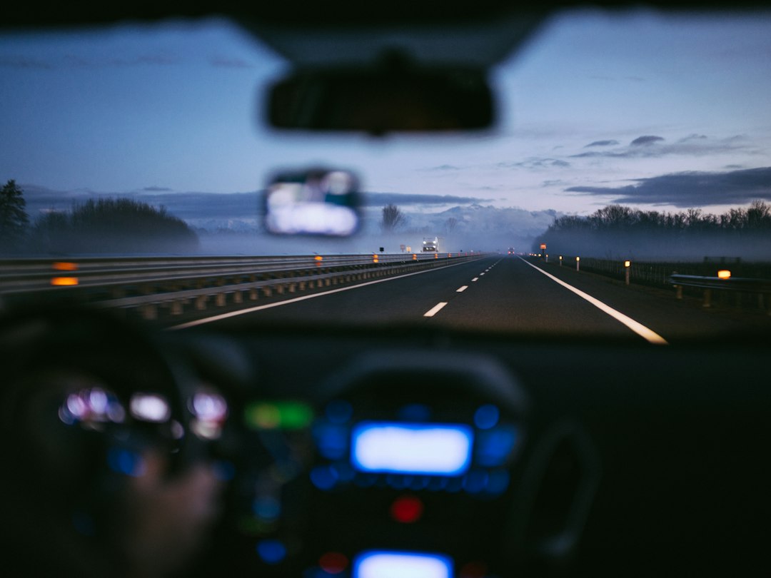 Fatigue au volant en ambulance : 7 réflexes pour réduire le risque sur la route