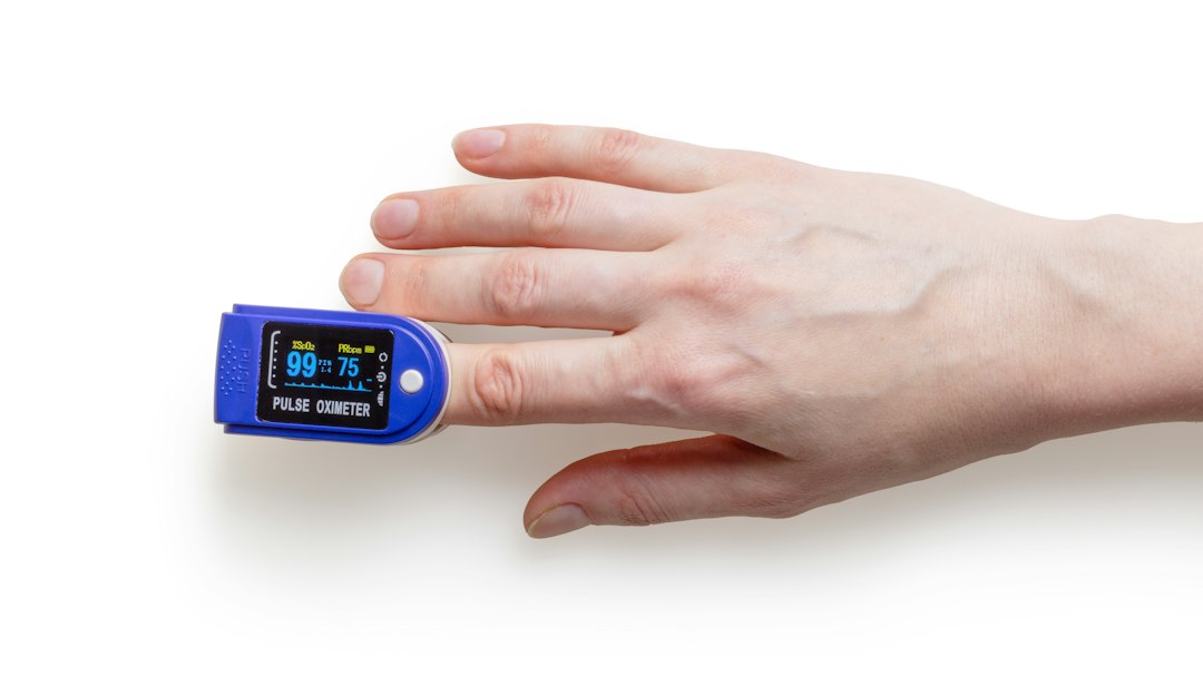 What Oxygen Saturation Is Low? Understanding SpO₂ Readings